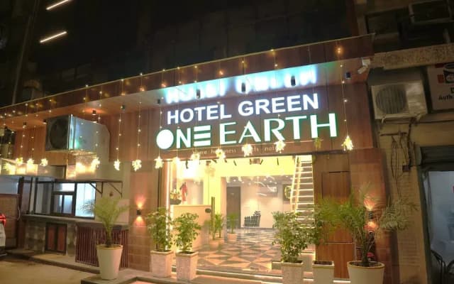 Hotel Green One Earth