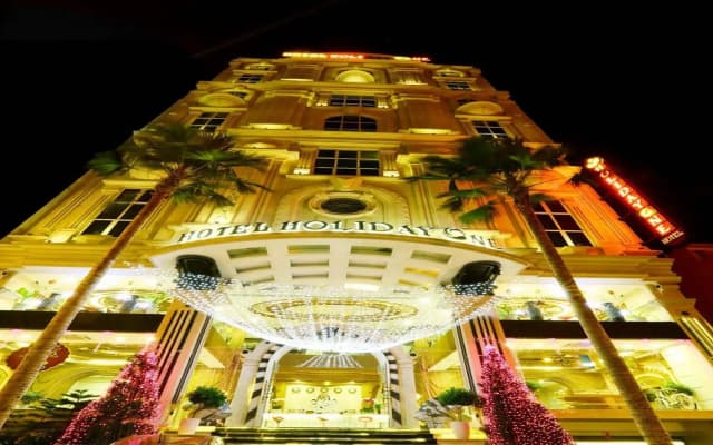 Holiday One Hotel