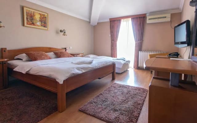 Hotel Holiday