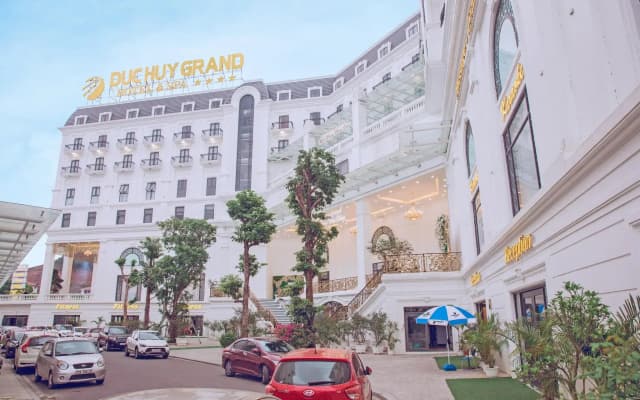 Duc Huy Grand Hotel & Spa