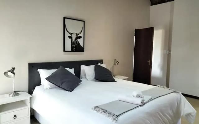 7th Hole Golf Lodge