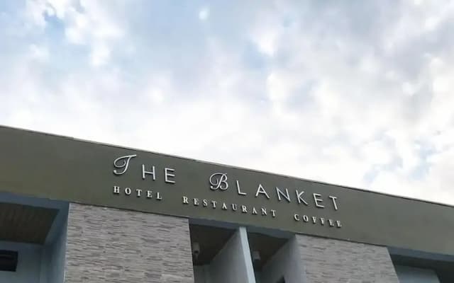 The Blanket Hotel Restaurant & Coffee