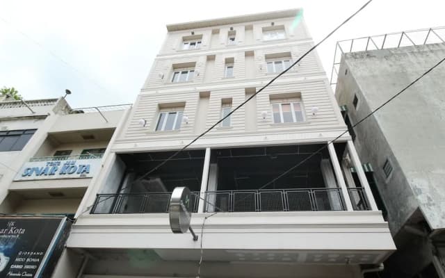 Airy Medan Kota MT Haryono Surabaya 2