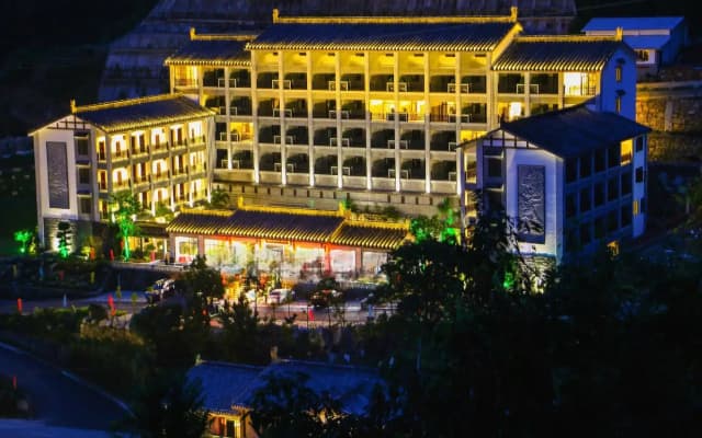 Xinxing Tianlushan Health Resort Hotel