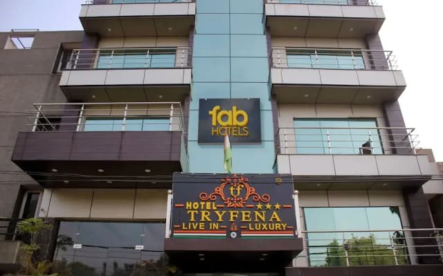FabHotel Tryfena East of Kailash