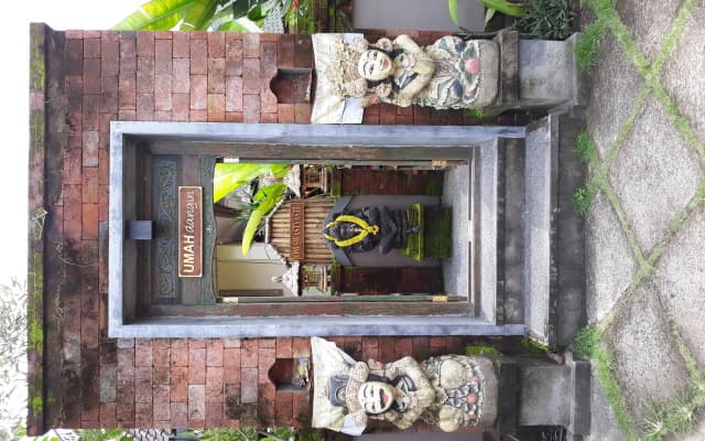 Umah Dangin Guest House