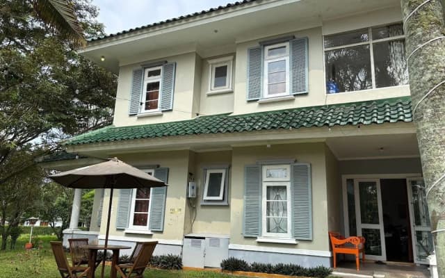 Hotel O Puncak Resort Guest House