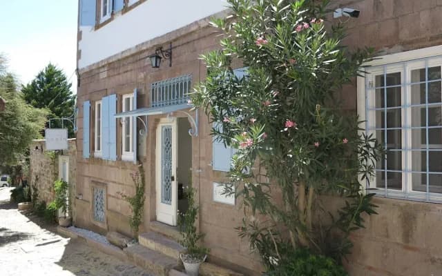 Cunda Sakin Hotel