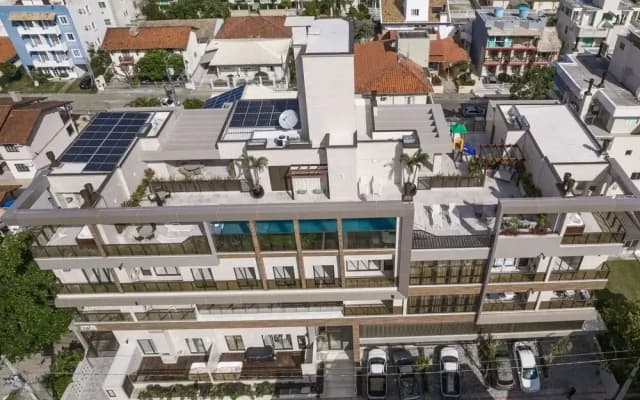 833-Apartamento 2 suítes em Bombinhas