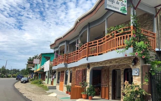 Hotel Hoja de Oro Corcovado