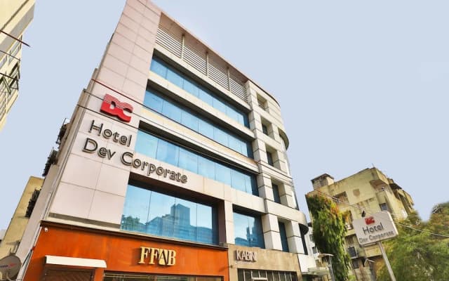 Capital O 15537 Dev Corporate