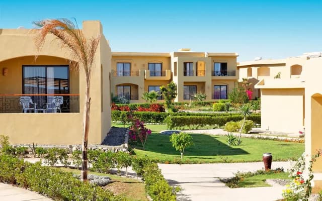 Three Corners Fayrouz Plaza Beach Resort