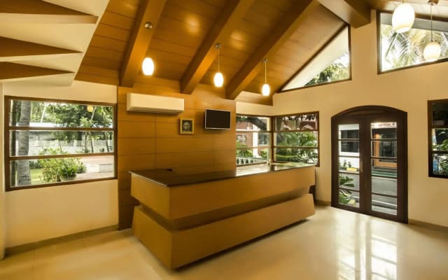 Shelter Beach Resort