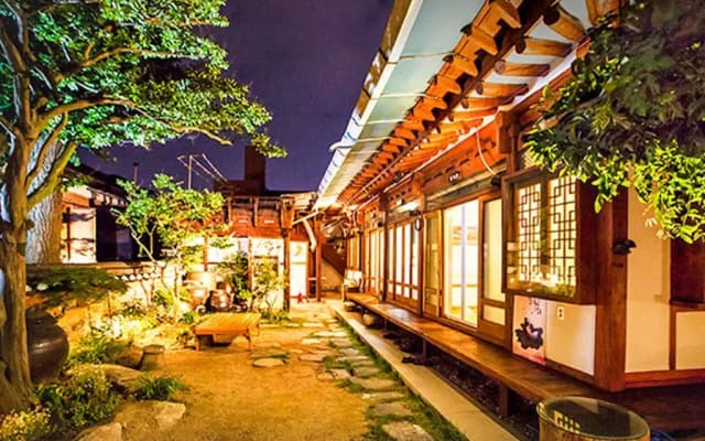 Jeonju Omokheon Hanok Stay