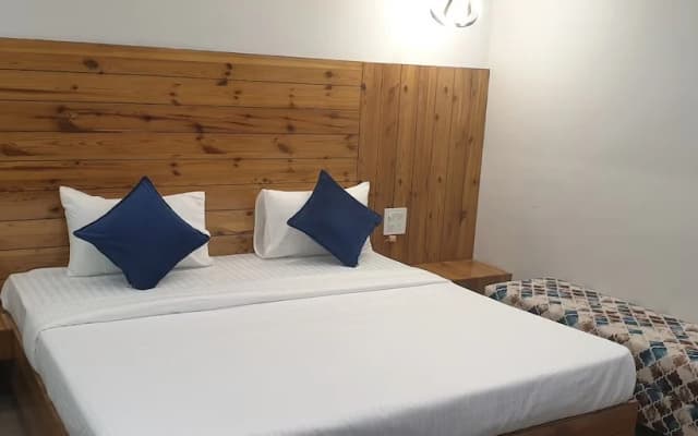 Hotel Grand Maurya