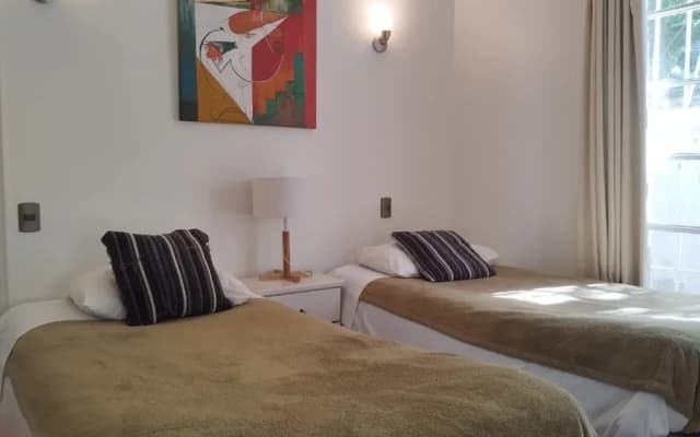 Casa y patio en mejor barrio de Santiago