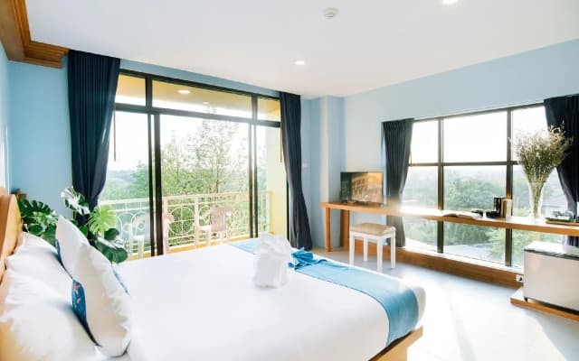 ROYAL PINEAPPLE HOTEL | A Welcome to Wealth and Good Fortune
