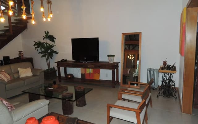 Casa Com 7 Suites Em Correas   Petropolis