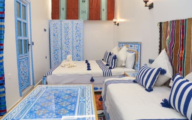 Casa Blue Pearl