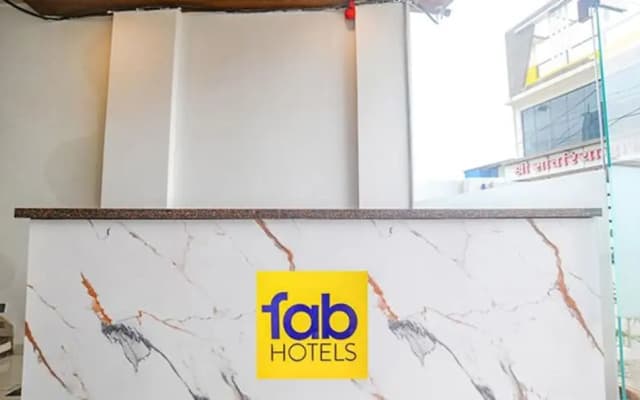Fabhotel Right Choice