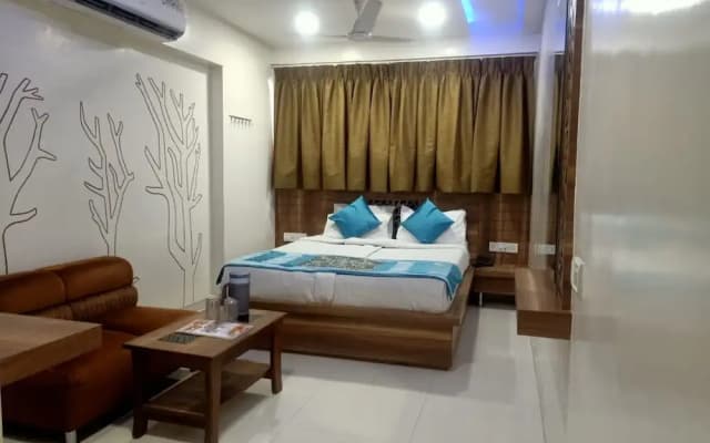 Hotel Citizen- Surat