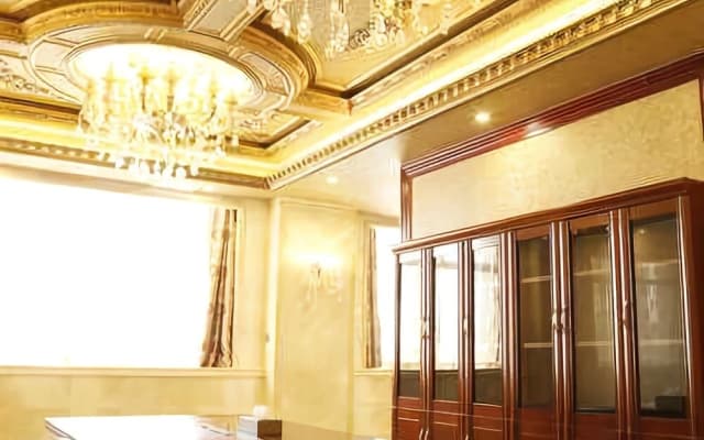 Pingjiang Sunshine Bamboo Hotel (Tianyue Bus Station)