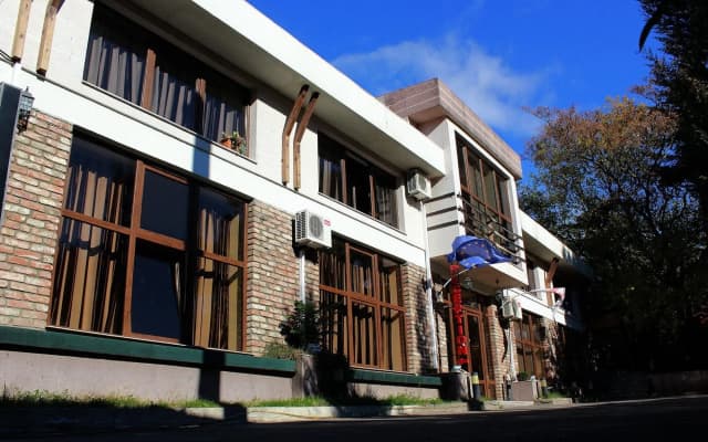 Lucky Hotel