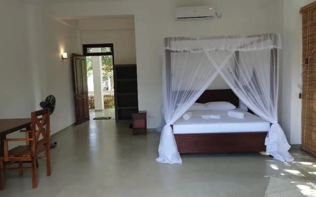 Cocosurf House