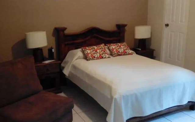 1915 Inn & Suites