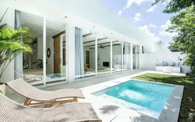 Chic 2BR Villa, 5min to Bingin's Coastal Bliss