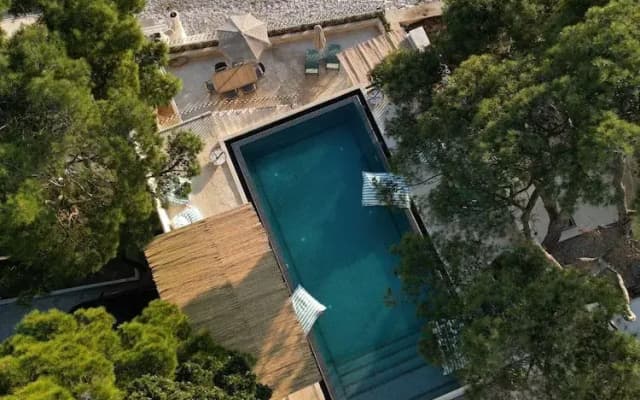 SeiSensi Luxury Beach Villa