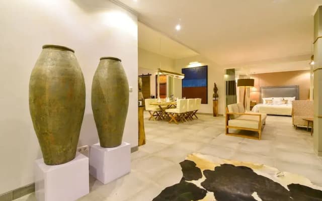 Villa Lou