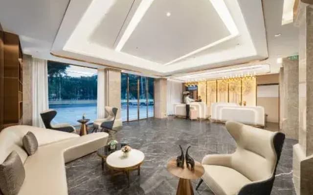 Yeste International Hotel (Beiliu Yongfeng Square Chengnan Bus Station)