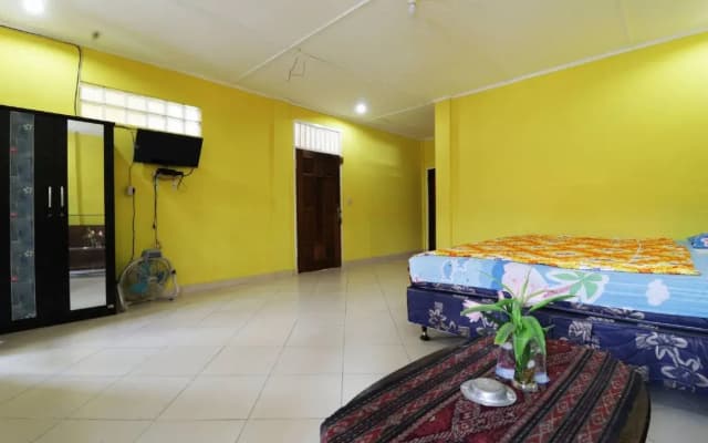 Penginapan Mafir
