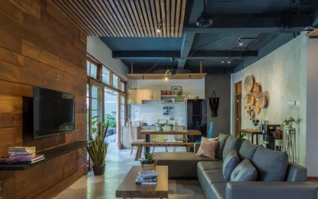 Interconnection Hostel