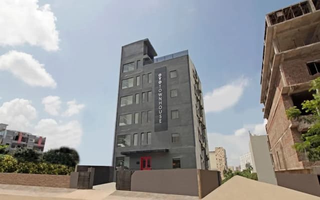 Oyo Townhouse 123 Raghvendra Nagar Kondapur