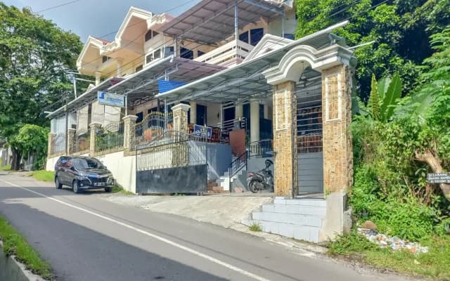 Homestay Singgasana RedPartner