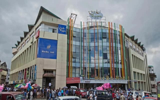 M Crown Hotel