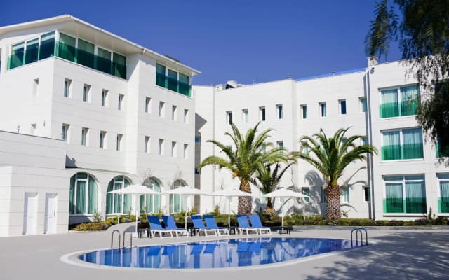 Dragut Point North Hotel