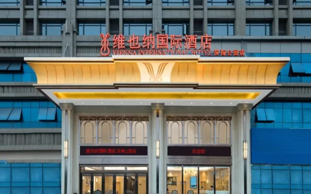 Vienna International Hotel (Huizhou Daya Bay Coastal Park Branch)