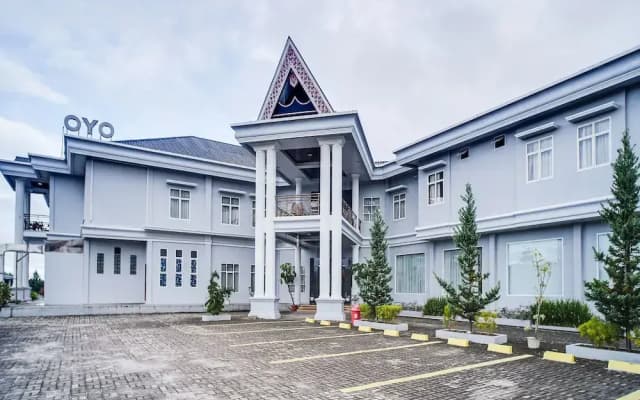Capital O 540 Esther Hotel