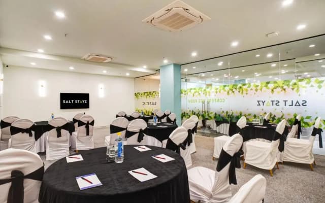 Saltstayz Premier - Arjun Marg