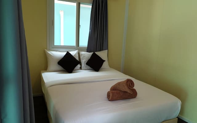 OYO 864 Seahorse Resort