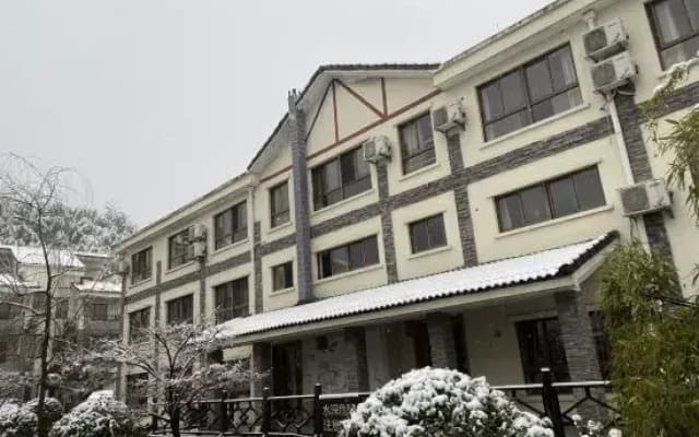 Huanting· Shanshuitongli Hotel