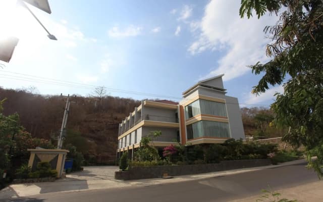 Kalton Hotel