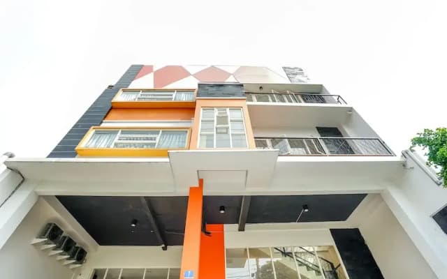 Hotel Pratisarawirya by The Loka