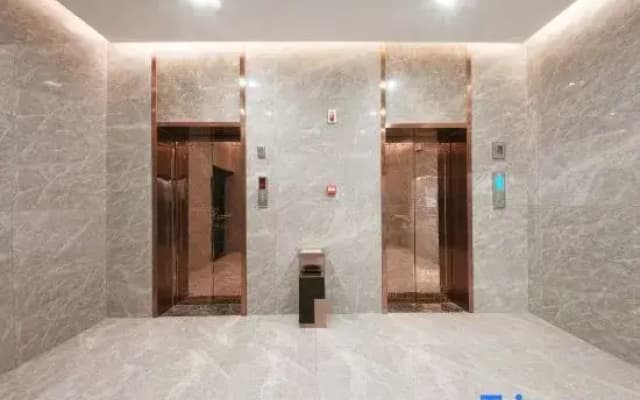 Yaran Hotel