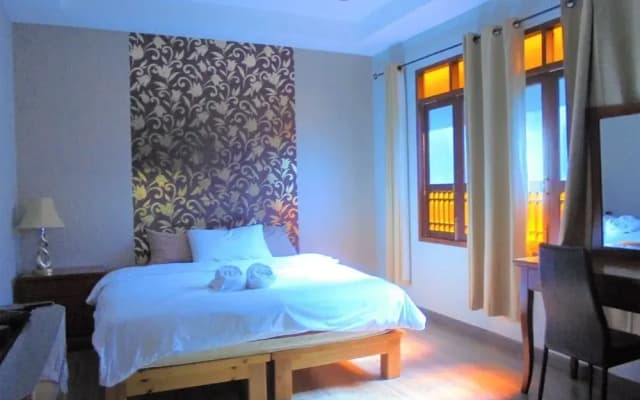 Excellence Villas & Hostel