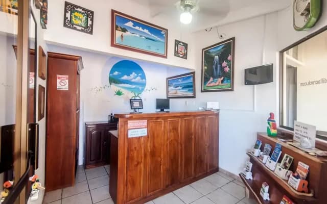 Cadillac Rock Hotel - Adults Only