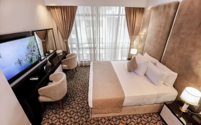 Cairo Taj Mohandessn Hotels & Suites